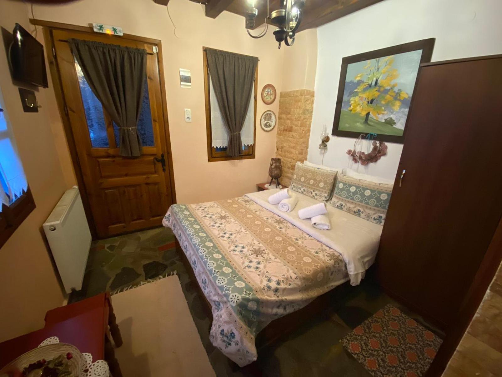 Traditional Guesthouse Erato Palaios Panteleimonas Esterno foto