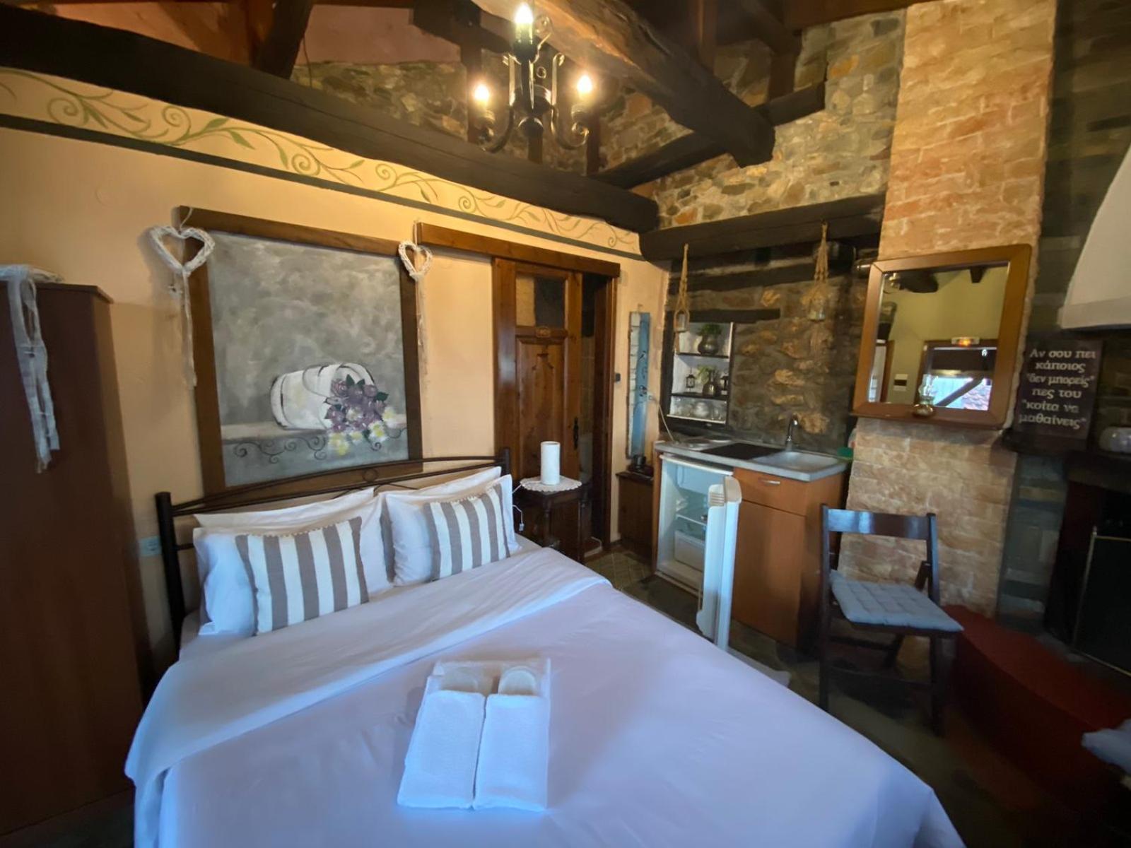 Traditional Guesthouse Erato Palaios Panteleimonas Esterno foto